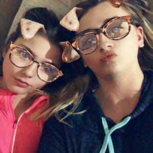 Meet your Posher, Alyssa